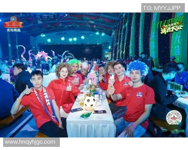 实况足球明星同台盛会精彩纷呈球迷狂欢共享足球魅力与激情 实况足球明星同台盛会精彩纷呈球迷狂欢共享足球魅力与激情