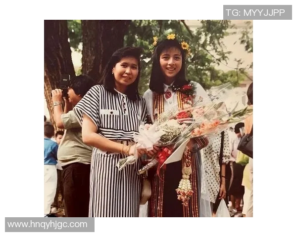 泰国国王与足球明星的友谊之旅揭示体育与王室的独特交融 泰国国王与足球明星的友谊之旅揭示体育与王室的独特交融